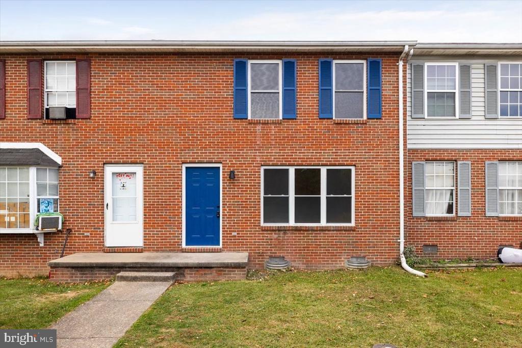 513 Buckingham Dr, STEPHENS CITY