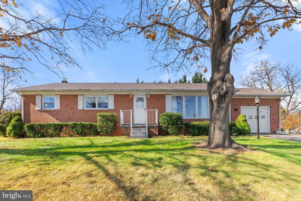 1243 N Frederick Pike, WINCHESTER