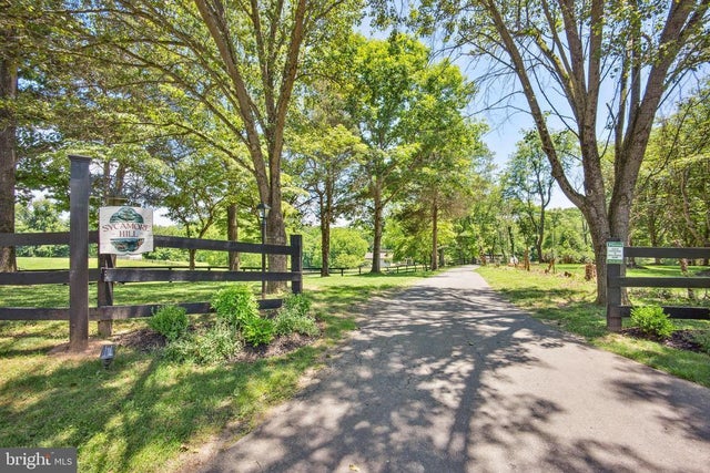 9341 Cornwell Farm Dr, Great Falls