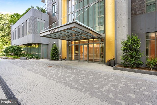 7887 Jones Branch Dr #703, MCLEAN