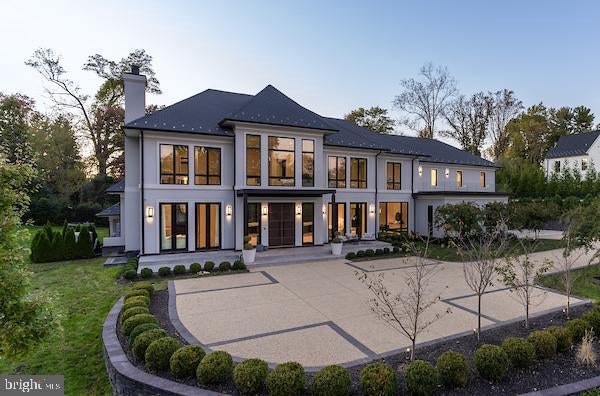 1020 Langley Hill Dr, MCLEAN