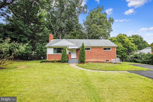 3305 Graham Rd, Falls Church