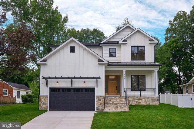 517 Walker St Sw, VIENNA