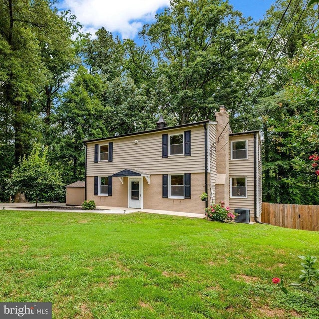 7004 Chestnut Ave, Falls Church