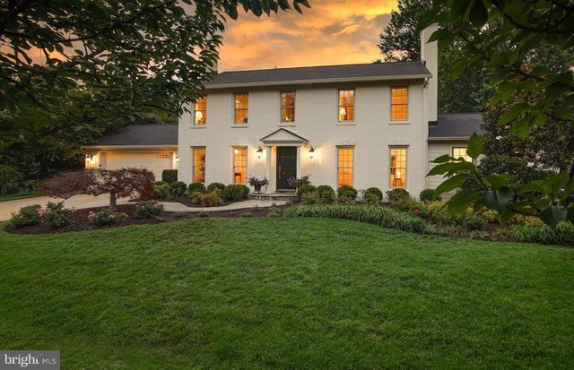 2504 W Meredith Dr, VIENNA