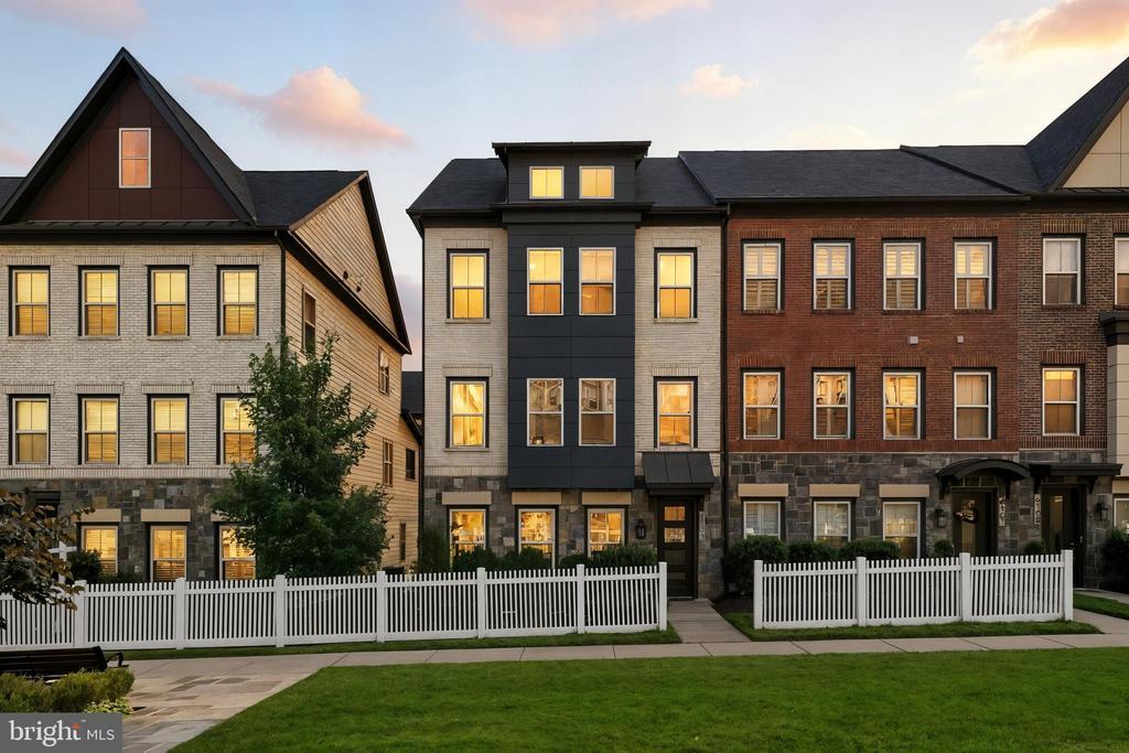 6105 Olivet Dr, ALEXANDRIA