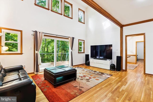 6364 Evangeline Ln, ALEXANDRIA