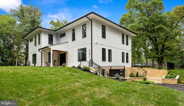 5005 Ravensworth Rd, ANNANDALE