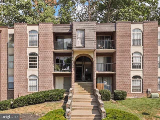 8316 Tobin Rd #8316-11, Annandale