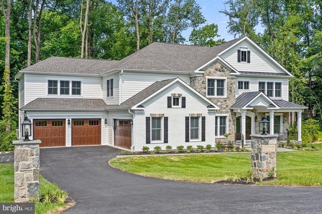 1805 Mcguire Ct, Vienna