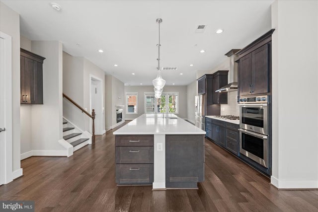 129 Market Sq Nw #2, Vienna