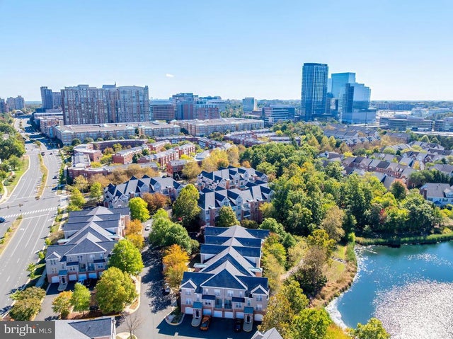 12185 Abington Hall Pl #104, Reston