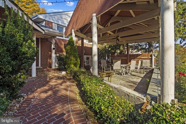 4514 Rynex Dr, Alexandria