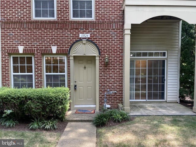11824 Breton Ct #24a, Reston