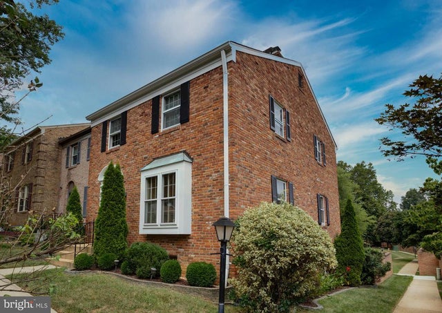 9314 Marycrest St, Fairfax