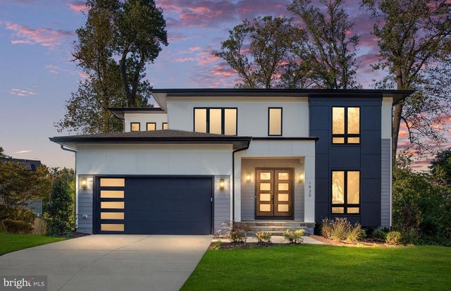 1930 Fisher Ct, FALLS CHURCH