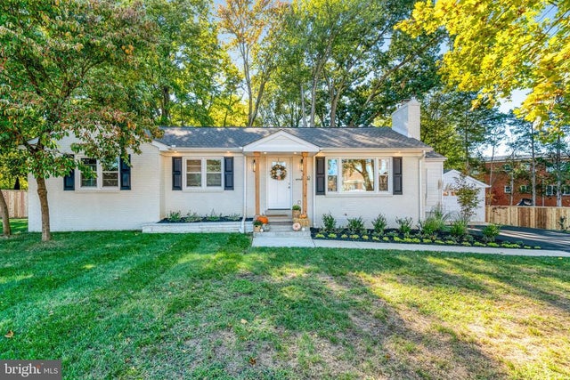 8400 Richmond Ave, Alexandria