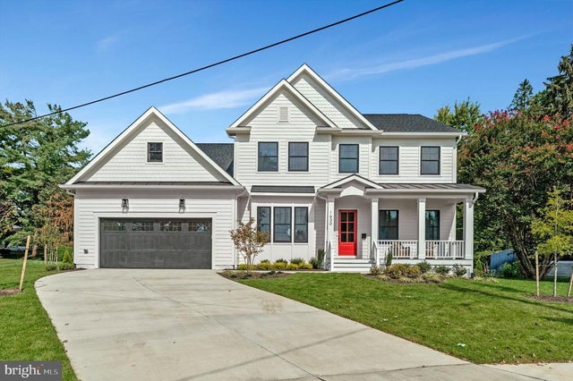 1630 Glen Head Ct, MCLEAN