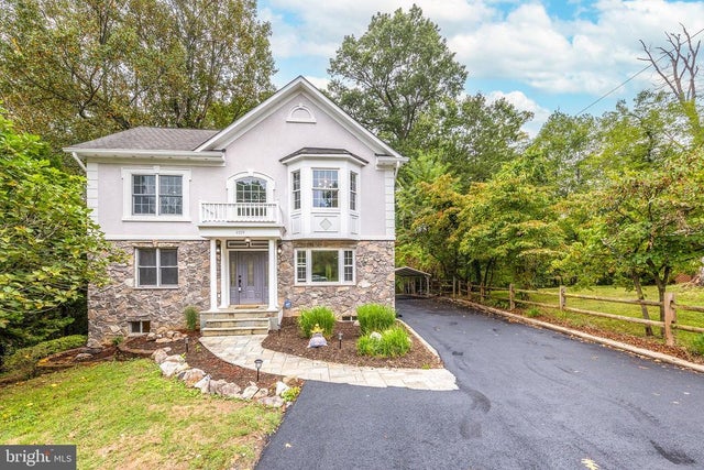 4009 Estabrook Dr, ANNANDALE