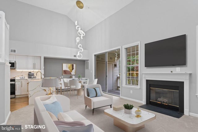 6864-f Brindle Heath Way #208, Alexandria