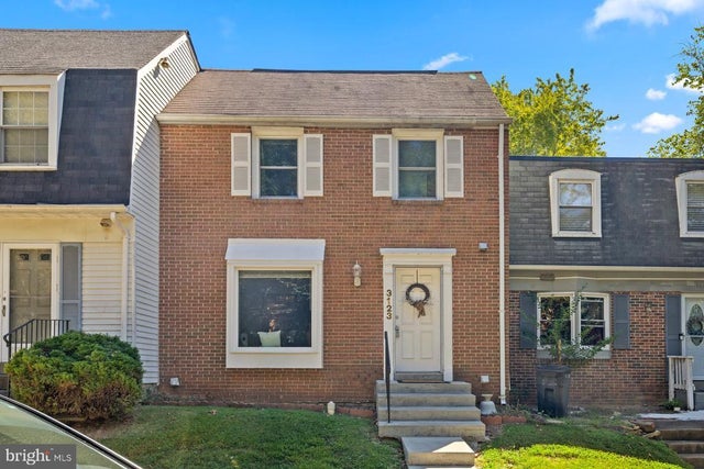 3123 Pebble Hill Ln, Fairfax