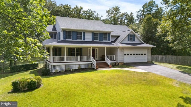 12517 Easter Ln, FAIRFAX