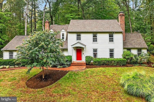 11533 Clara Barton Dr, FAIRFAX STATION