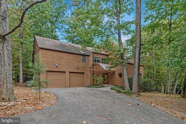 11598 Newport Cove Ln, Reston