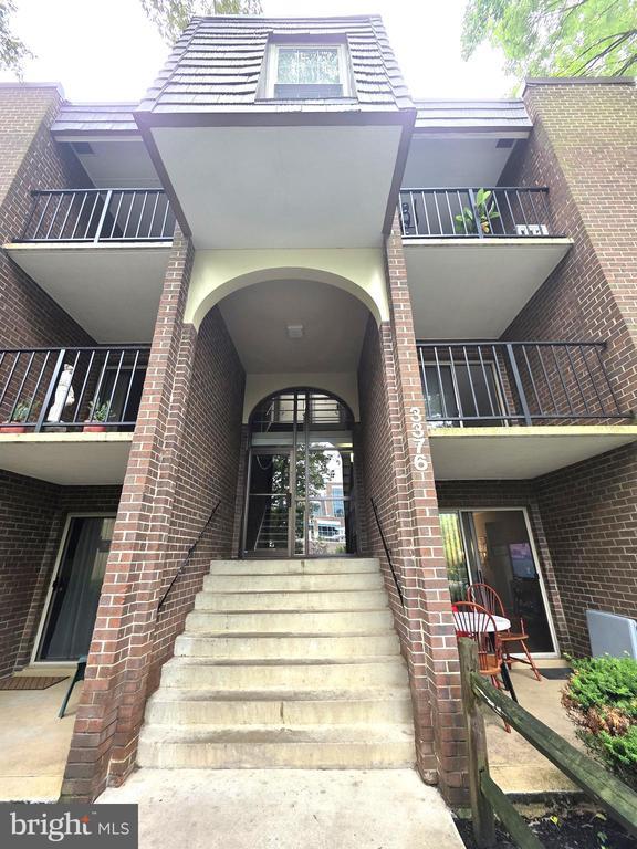 3376 Woodburn Rd #32, Annandale