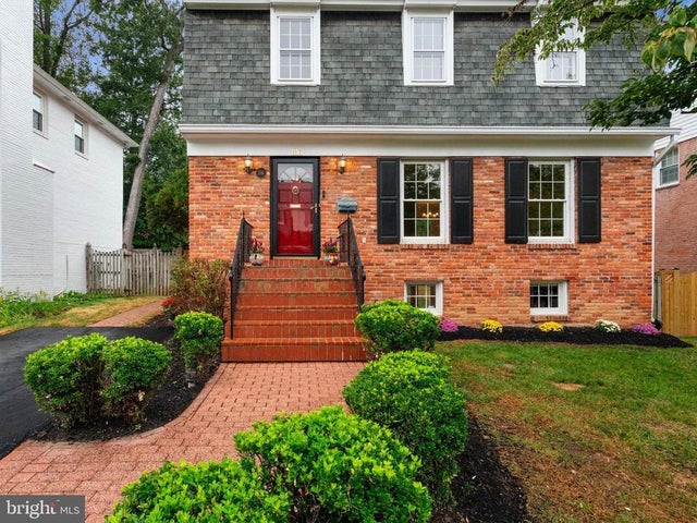 1116 Randolph Rd, MCLEAN