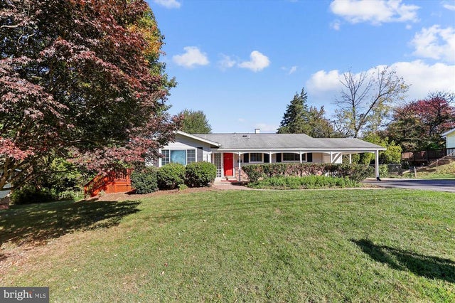 7810 College Ln, Annandale