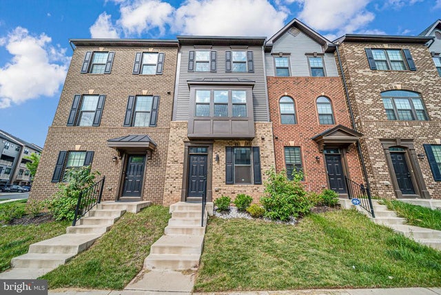 2646 Velocity Rd, Herndon