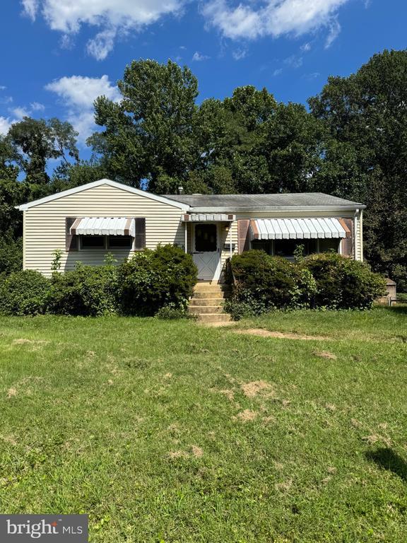 1729 Olney Rd, Falls Church