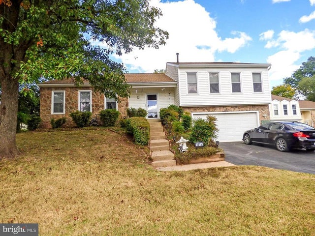 5515 Belle Pond Dr, Centreville