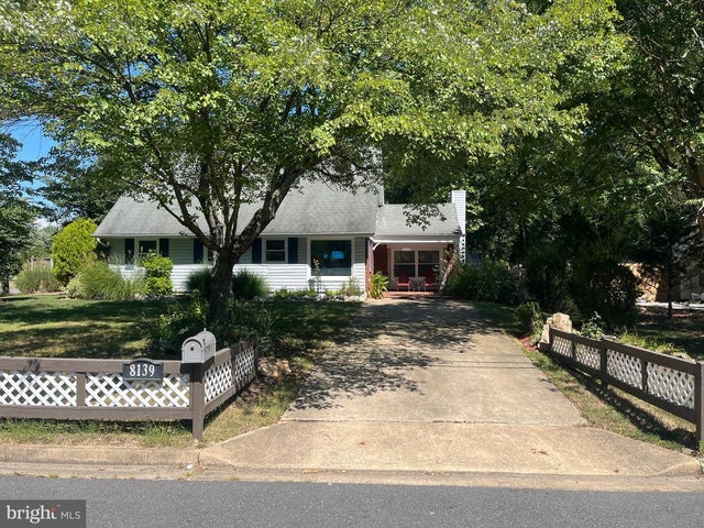 8139 Keeler St, Alexandria