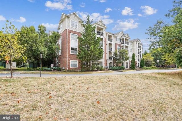 12953 Centre Park Cir #222, Herndon
