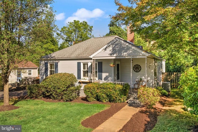 2849 Fairmont St, Falls Church