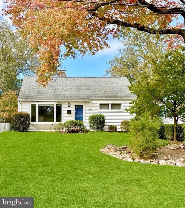 3130 Cofer Rd, Falls Church