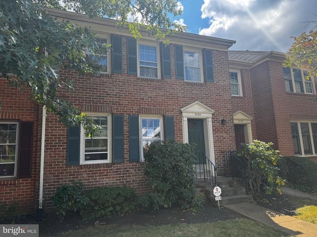 3154 Stratford Ct, Oakton