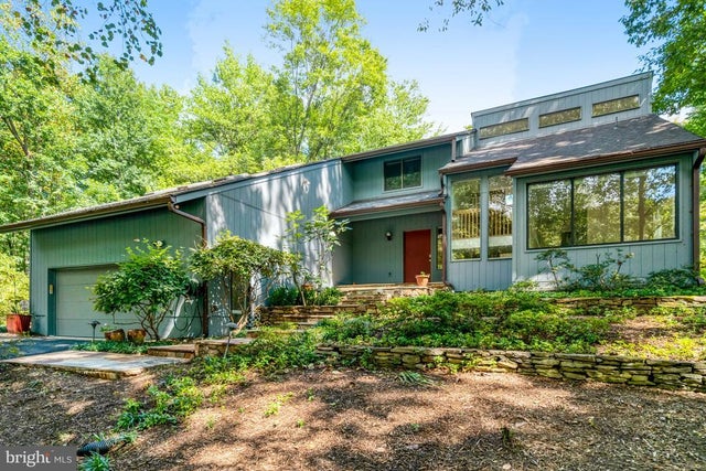 7107 Roxann Rd, ALEXANDRIA