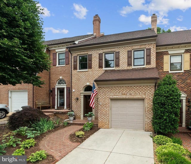 6358 Brampton Ct, Alexandria