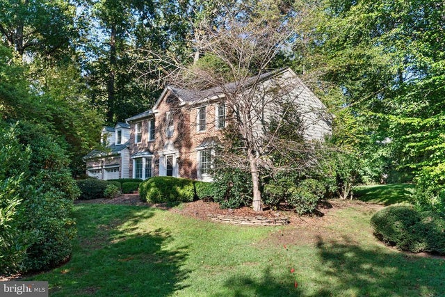 10621 Beechnut Ct, Fairfax Station