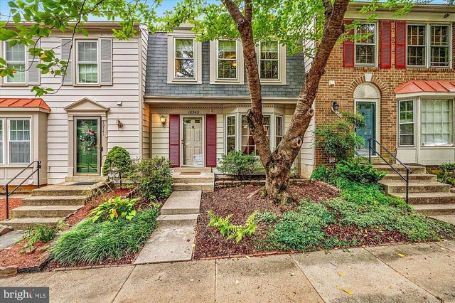 10343 Latney Rd, Fairfax