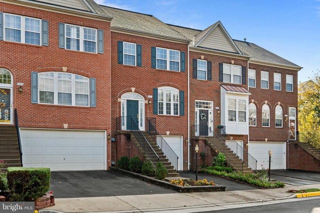 4087 River Forth Dr, Fairfax