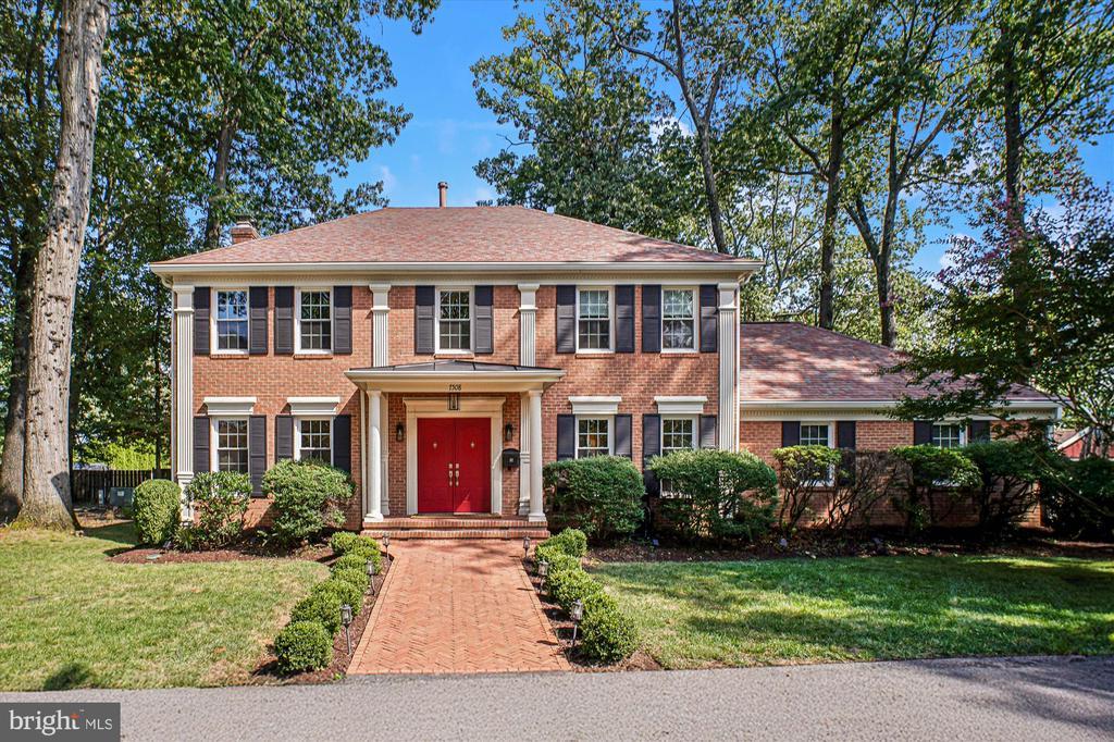 7508 Masonville Dr, FALLS CHURCH