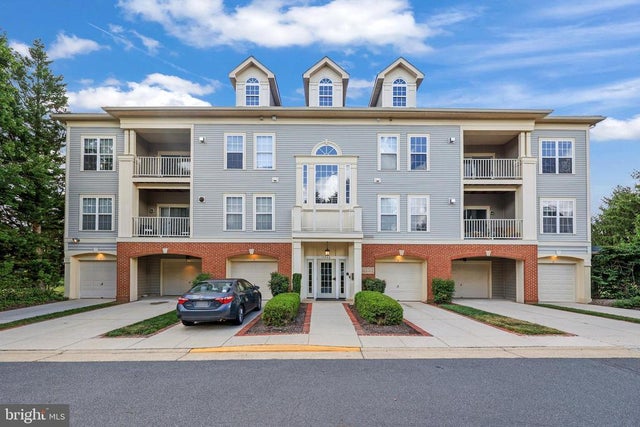 11330 Westbrook Mill Ln #304, Fairfax