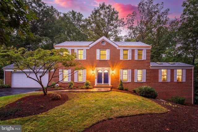 10809 Dayflower Ct, Reston