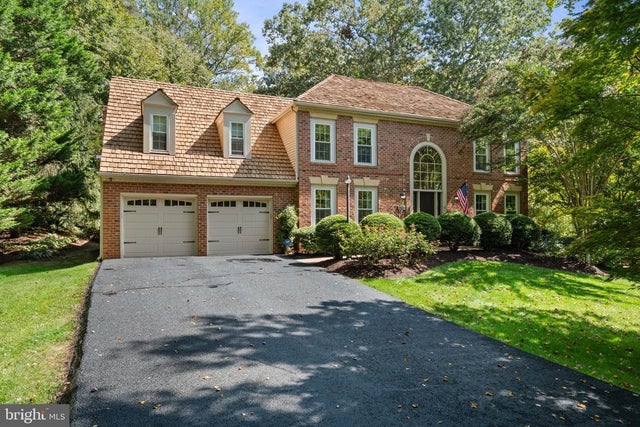 6805 Old Stone Fence Rd, Fairfax Station