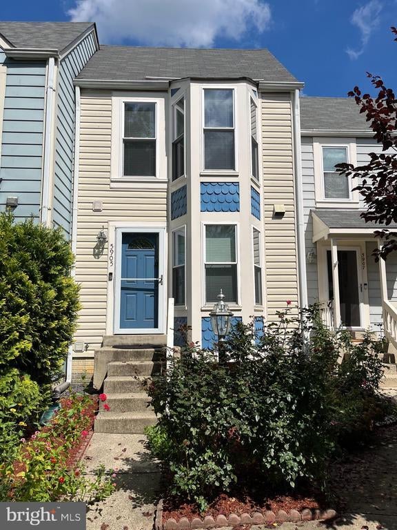 5905 Saint Giles Way, Alexandria