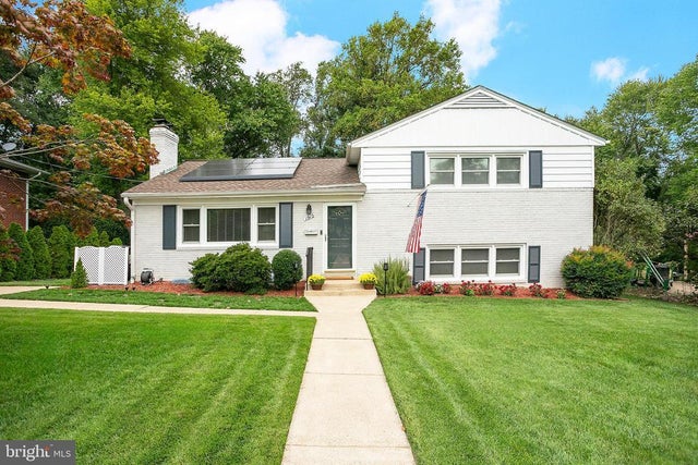 1912 Swan Ter, Alexandria